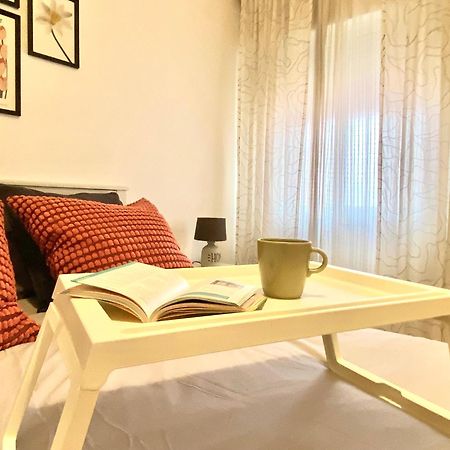 Tu Alojamiento A Un Paso Del Centro By Mo Malaga Ngoại thất bức ảnh
